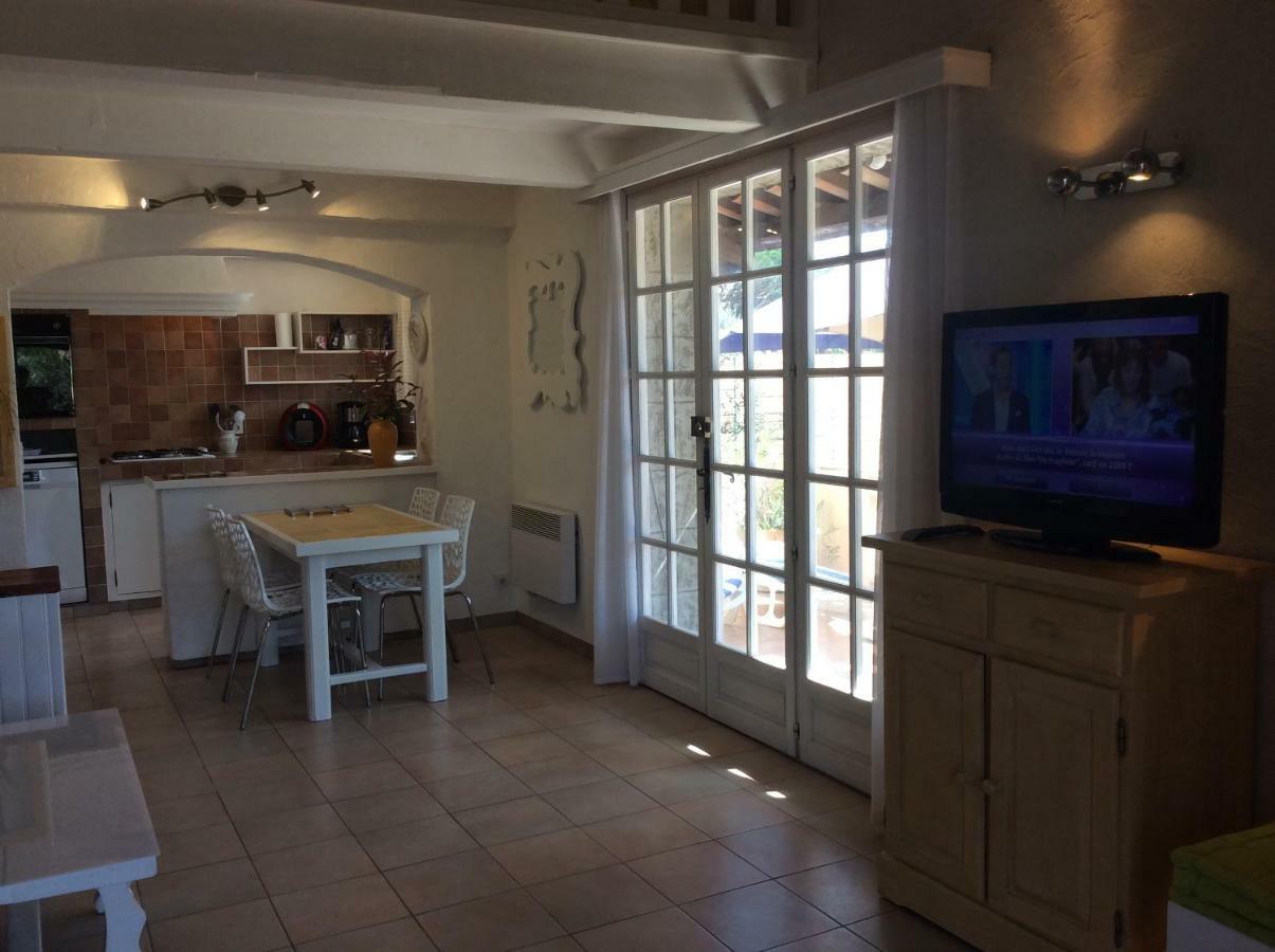 89 Le Grand Pin Apartment Sainte-Maxime Exterior photo