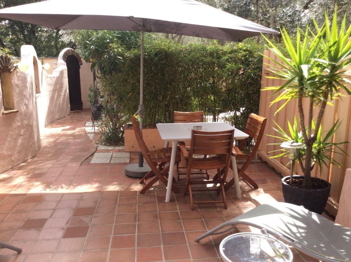 89 Le Grand Pin Apartment Sainte-Maxime Exterior photo