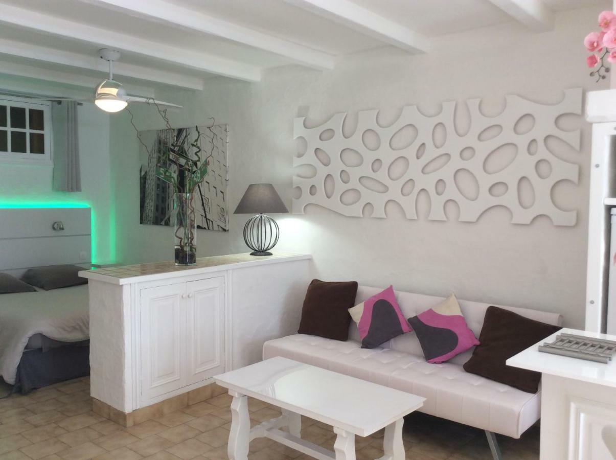 89 Le Grand Pin Apartment Sainte-Maxime Exterior photo