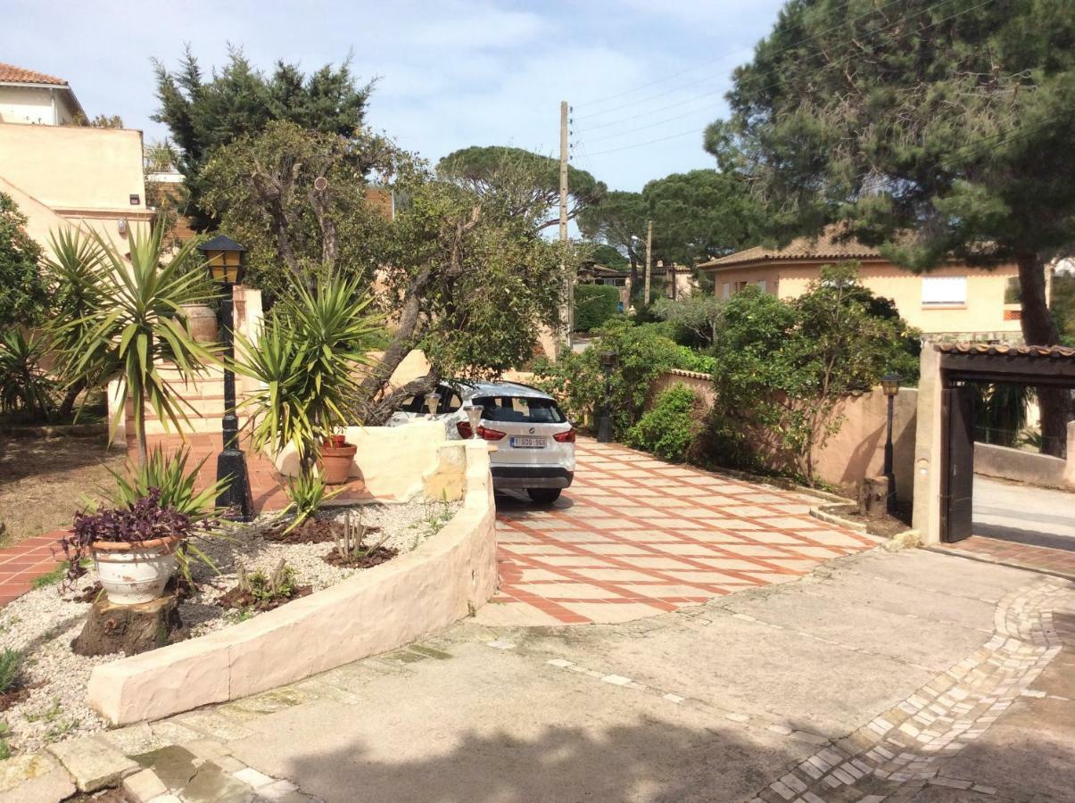 89 Le Grand Pin Apartment Sainte-Maxime Exterior photo